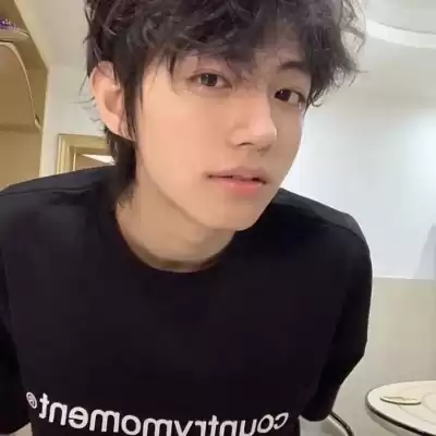 阚家欣